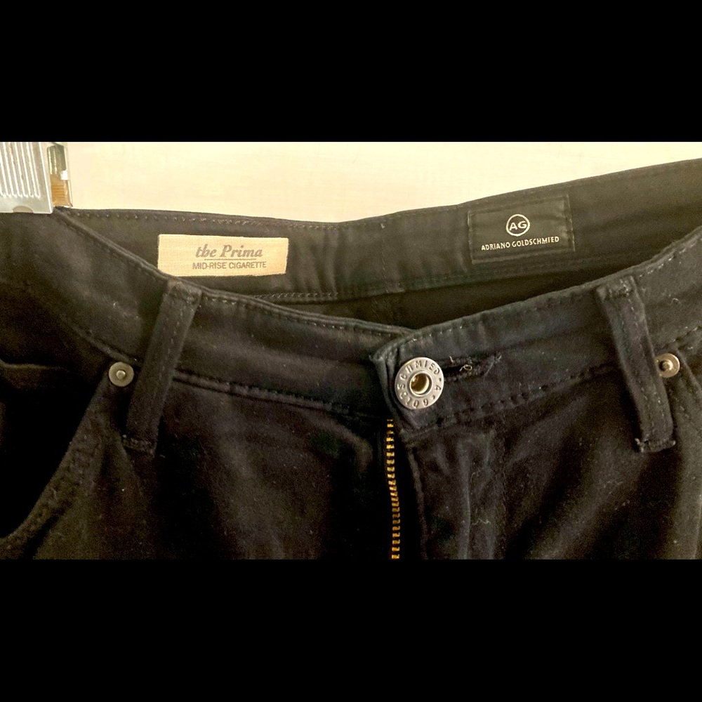 AG the prima mid rise cigarette Jean size 30 black